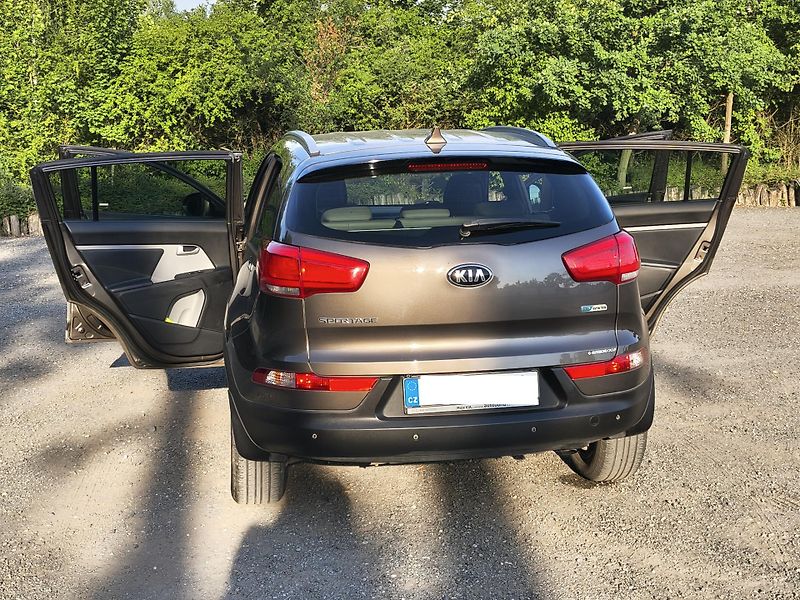 Kia Sportage (2015) - fotka 4 z 22