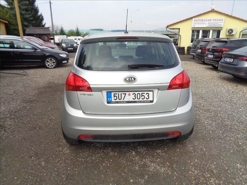 Kia Venga 1,4 - fotka 6 z 13