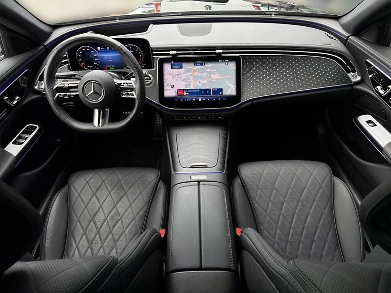 Mercedes-Benz Třídy E (2025) 300 de 4MATIC - fotka 12 z 28