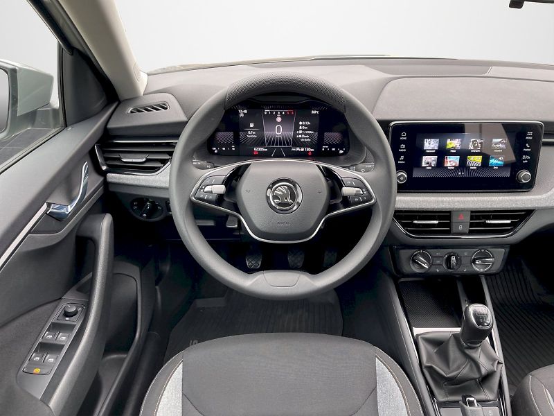 Škoda Scala (2024) 1.0 TSI 85kW Selection - fotka 6 z 34
