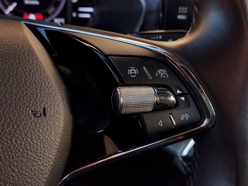 Škoda Octavia (2020) Style Plus 1,5 Tsi 110 Kw - fotka 30 z 37