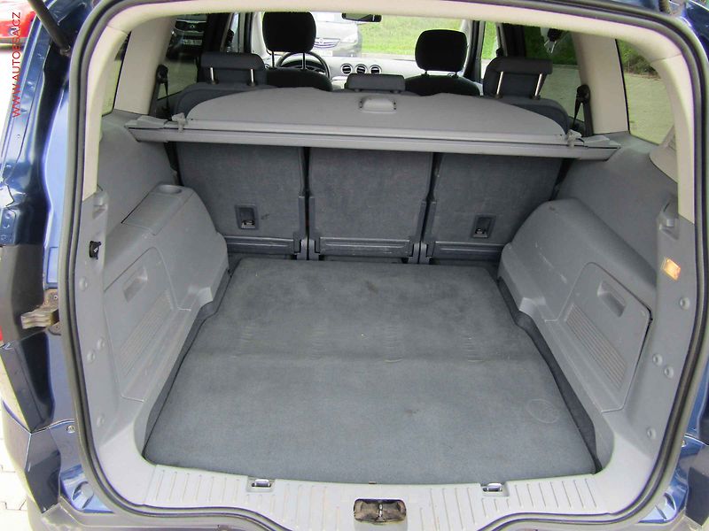 Ford S-MAX (2009) 2.2TDCi, ČR, AC - fotka 10 z 20