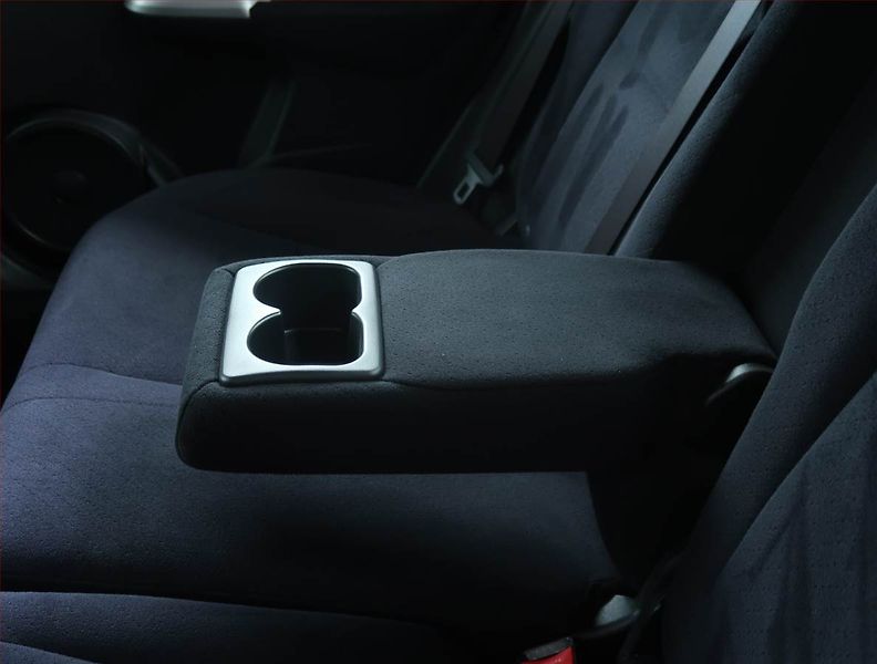 Honda Civic (2009) 1.8 i - fotka 16 z 17