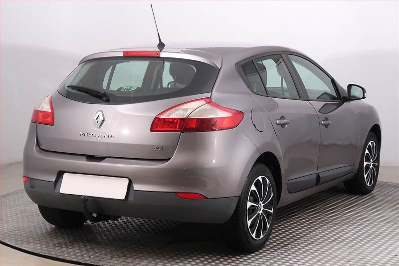 Renault Mégane (2014) 1.5 dCi, Serv.kniha, Tažné - fotka 5 z 17
