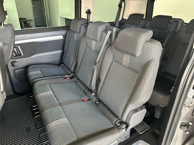 Peugeot Traveller 2.0BlueHDi,aut.177HP,DPH - fotka 9 z 19