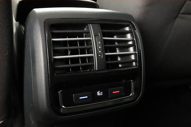 Volkswagen Passat (2015) 2.0 TDI, Navi, Tempomat - fotka 12 z 20