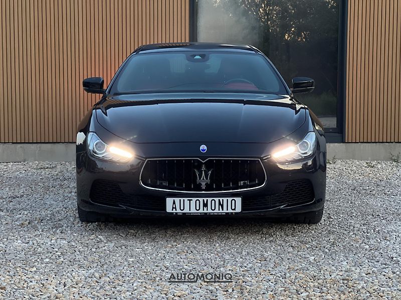 Maserati Ghibli (2017) S Q4 B&W, Matrix, 360, Carbon - fotka 9 z 29