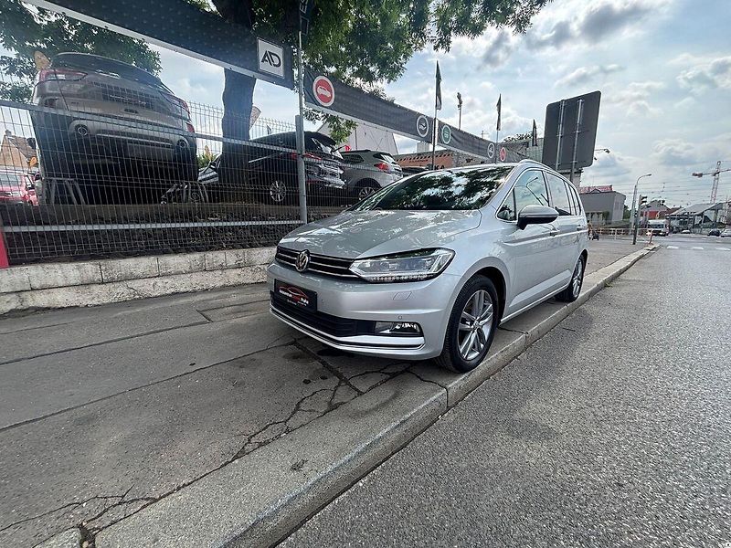 Volkswagen Touran 2.0TDi/2017/7MÍST.MAN6.110KW-Z - fotka 15 z 50