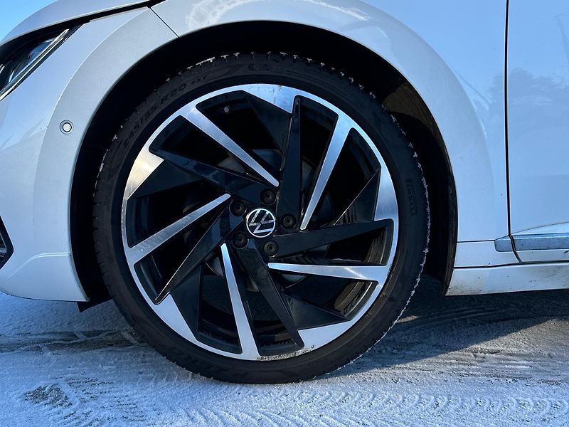 Volkswagen Arteon Shooting Brake R-line 2.0 TDI DSG 147kW - fotka 10 z 23