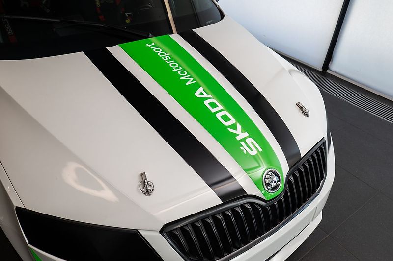 Škoda Octavia Motorsport Cup gen.III 2.0TSI - fotka 14 z 16
