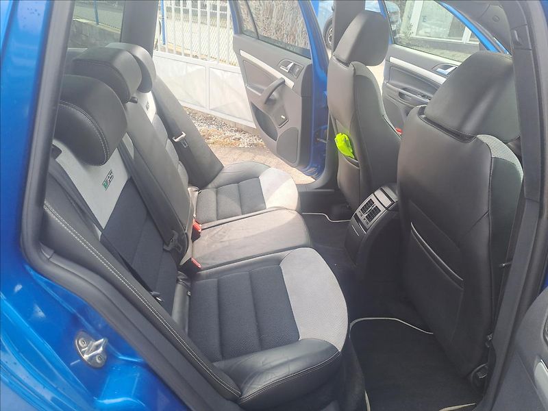 Škoda Octavia 2,0 TDI RS DSG - fotka 7 z 14