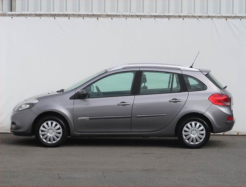 Renault Clio (2009) 1.5 dCi, Automat, Serv.kniha - fotka 3 z 17