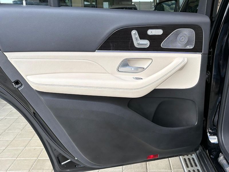 Mercedes-Benz GLS 350d 4Matic Vzduch Masáže DPH - fotka 12 z 36