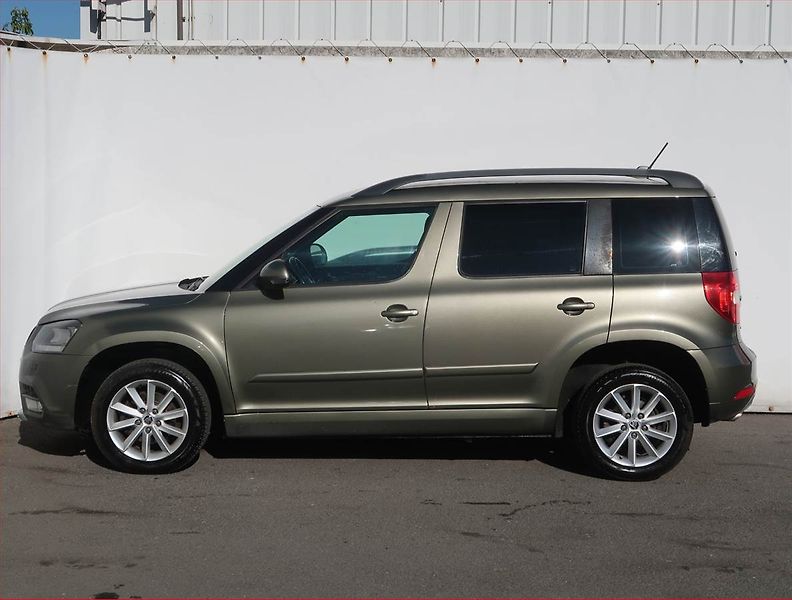 Škoda Yeti (2015) GreenLine 1.6 TDI, Navi - fotka 3 z 20