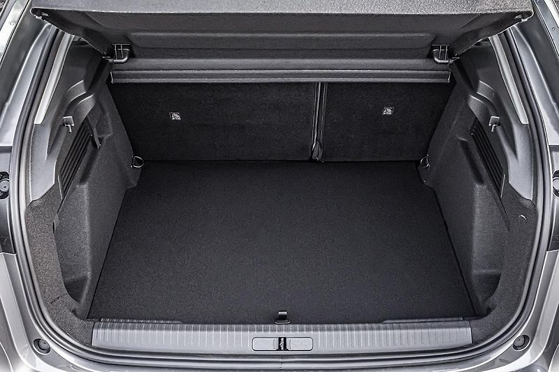 Citroën C4 1,2 PLUS 130k Automat+ ZIMA - fotka 7 z 19