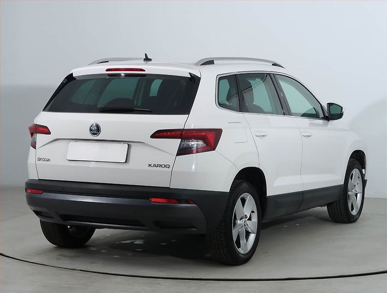Škoda Karoq (2017) Style 1.5 TSI, Automat - fotka 5 z 21