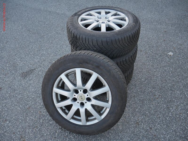 Hyundai ix35 (2010) 2.0 CRDi, ČR, AC, temp, tažné - fotka 19 z 20