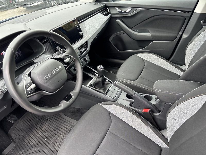 Škoda Scala (2025) 1.0 TSI Selection - fotka 7 z 30
