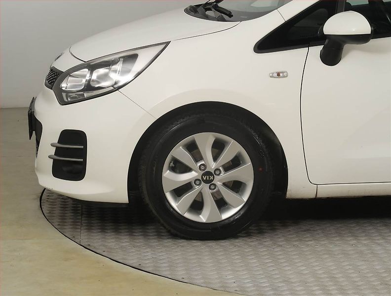 Kia Rio (2016) 1.25 CVVT, Serv.kniha - fotka 14 z 18