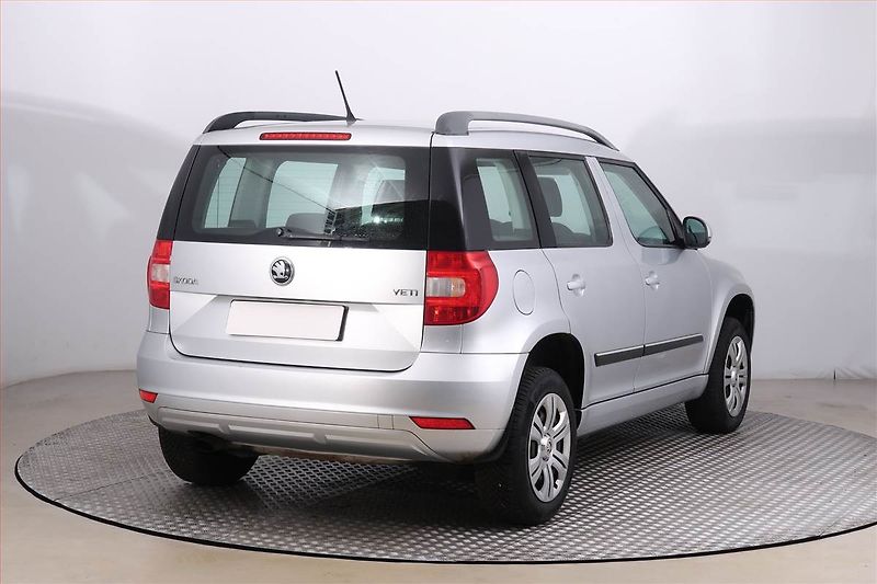 Škoda Yeti (2015) 1.2 TSI - fotka 5 z 13