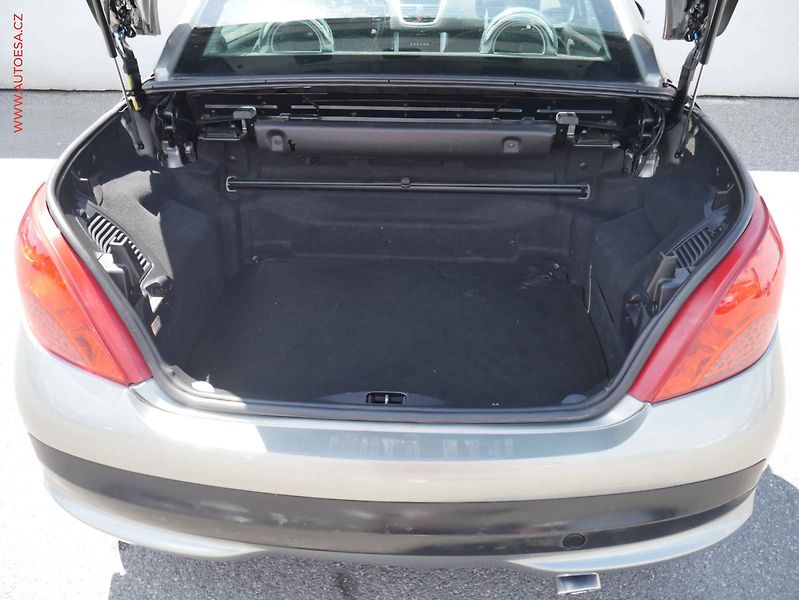 Peugeot 207 (2009) 1.6 i, AAC, STK4/28 - fotka 7 z 14