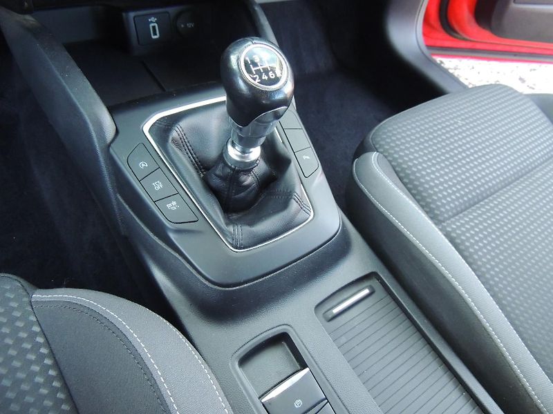 Ford Focus (2020) Combi 1.0i,92kw,ČR,1.majitel - fotka 23 z 40
