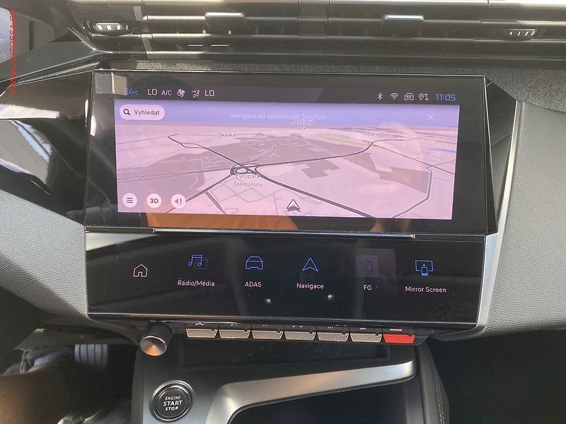 Peugeot 308 (2022) 1.5 HDi, Allure, LED, navi - fotka 16 z 18