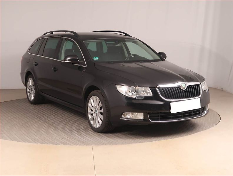 Škoda Superb (2013) 2.0 TDI, Automat, Bi-Xenony - fotografie inzerátu