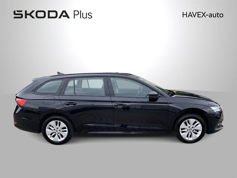 Škoda Octavia (2023) Combi 2.0 TDI DSG Ambition - fotka 29 z 30