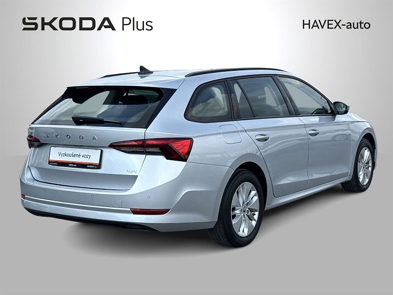 Škoda Octavia (2023) Combi 2.0 TDI 4x4 DSG Ambition - fotka 2 z 31
