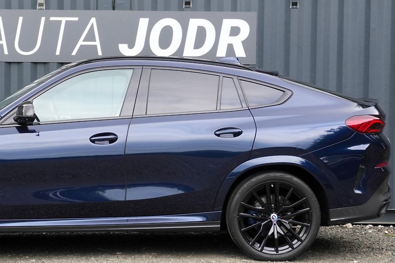 BMW X6 40i xDrive, ČR, Masáž, Webasto - fotka 3 z 44