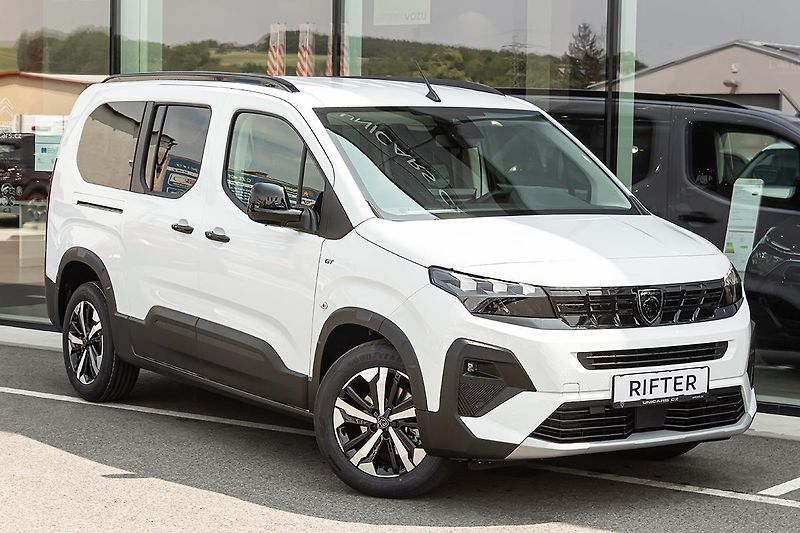 Peugeot Rifter (2026) 1,5 LONG GT 7 míst EAT8 130k - fotka 3 z 21