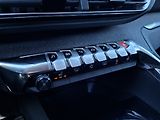 Peugeot 3008 ALLURE 1,2 PT 130k M6 - náhled 25