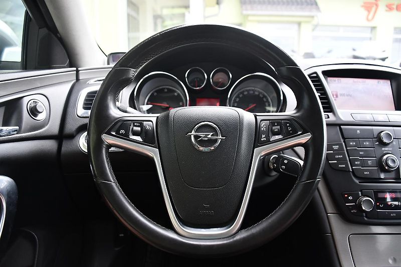 Opel Insignia 2.0CDTi  - fotka 26 z 40