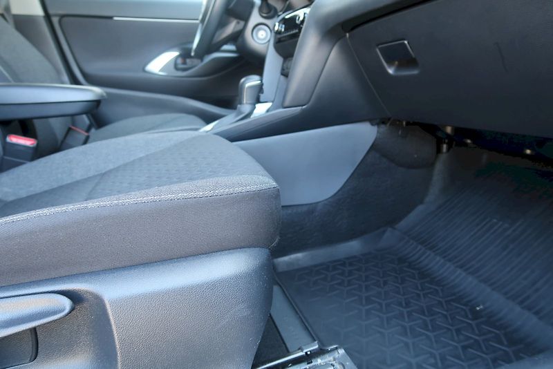 Toyota Yaris Cross (2023) Comfort Tech1,5 Hybrid 4x4 e-C - fotka 15 z 29