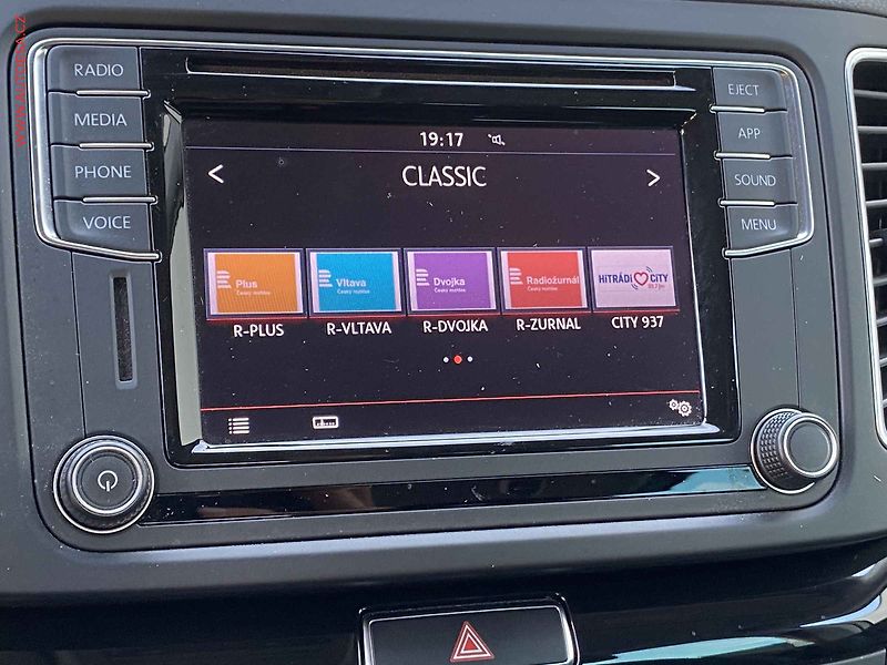 Volkswagen Sharan (2019) 2.0 TDI, ČR, servis.kniha - fotka 15 z 18