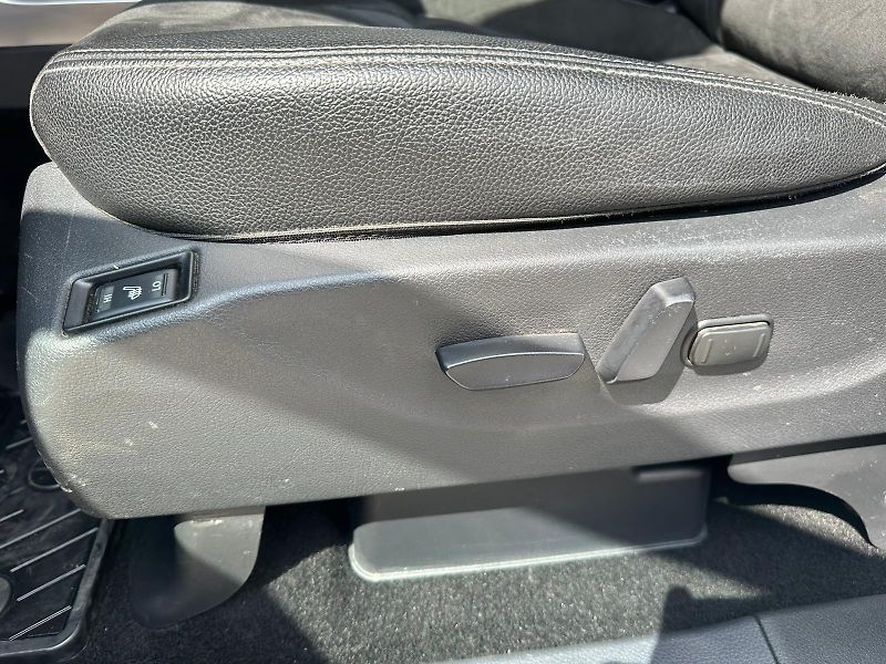 Mercedes-Benz Třídy X (2019) X, 220D, 140KW, 360° - fotka 25 z 26