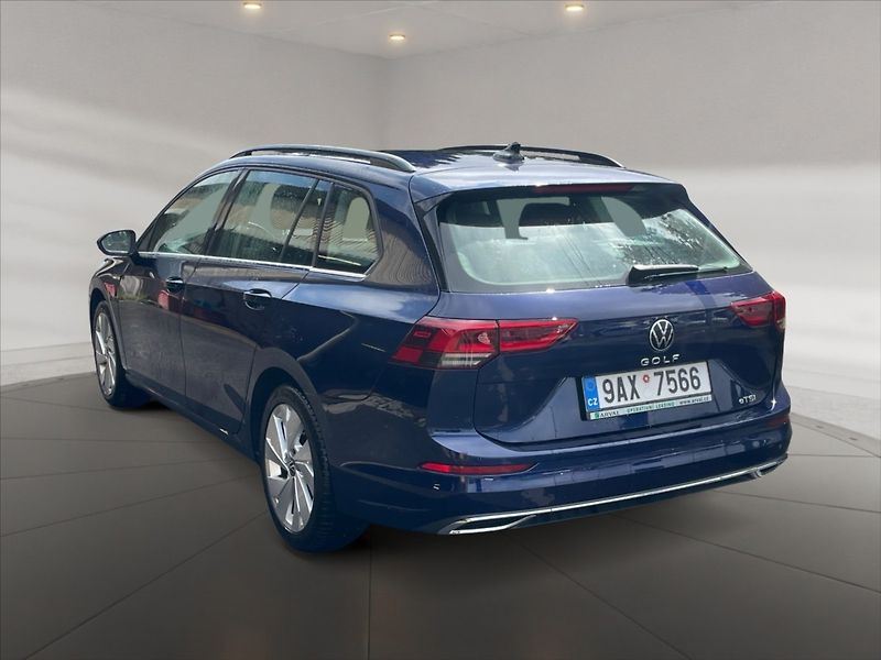 Volkswagen Golf 1,5 TSI 110 Style AT - fotka 4 z 11