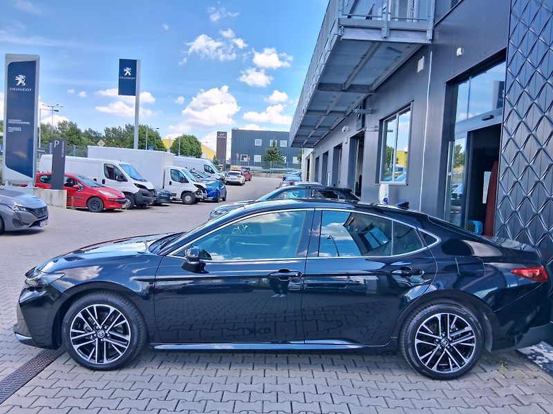 Toyota Camry EXECUTIVE 2.5 Hyb. 169 kW - fotka 4 z 40