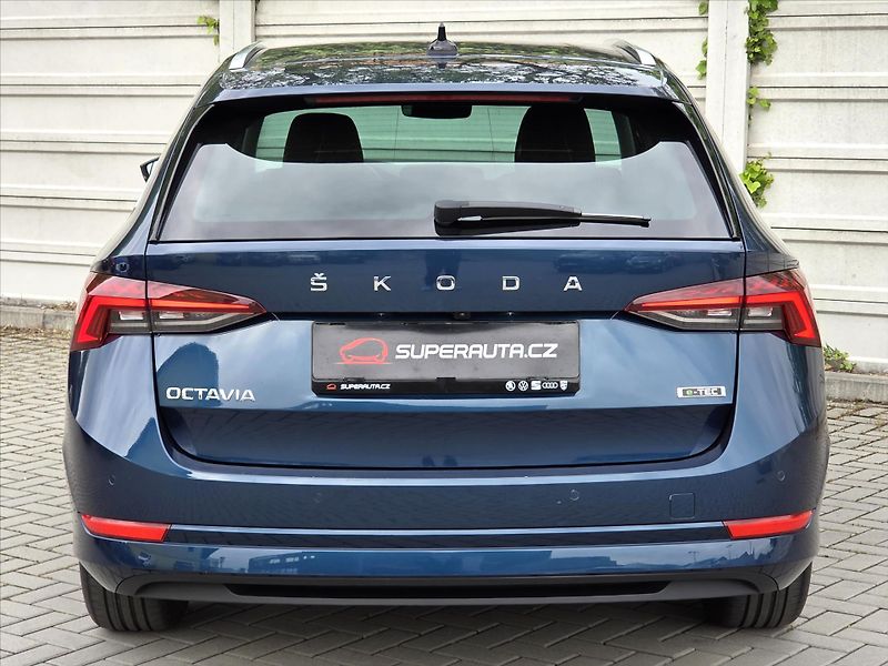 Škoda Octavia 1,5 eTSi 110kW DSG Style Plus - fotka 5 z 22