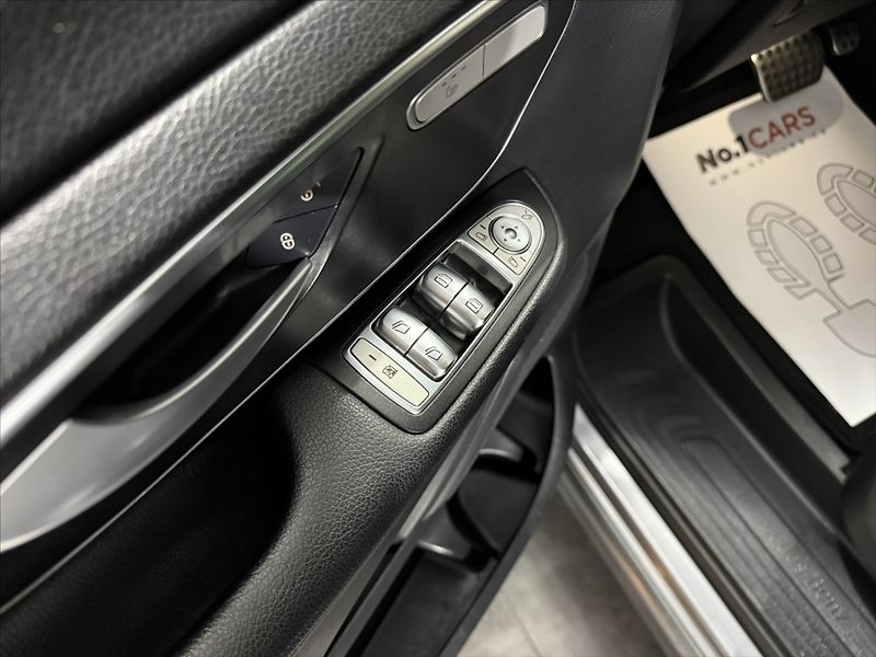 Mercedes-Benz Třídy V 2,0   250D 4MATIC AMG KAMERA - fotka 7 z 32