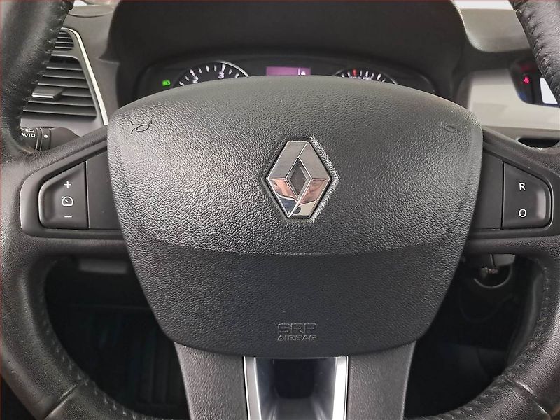 Renault Laguna (2012) 1.5 dCi, za skvělou cenu - fotka 17 z 18