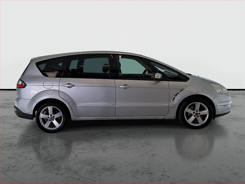 Ford S-MAX (2006) 2.0 TDCi, 7 míst, nová STK - fotka 6 z 17