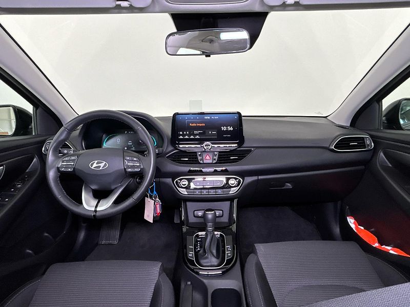 Hyundai i30 Smart DCT - fotka 5 z 26