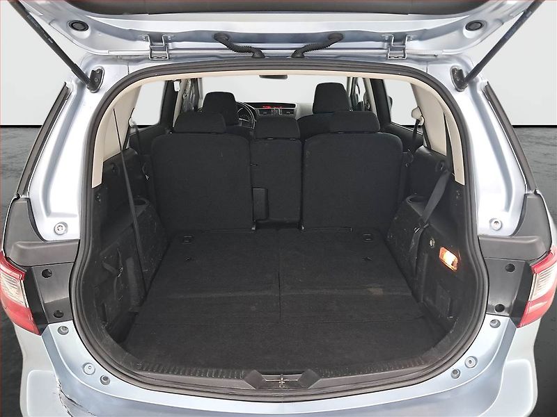 Mazda 5 (2010) 2.0, 7 míst - fotka 14 z 17