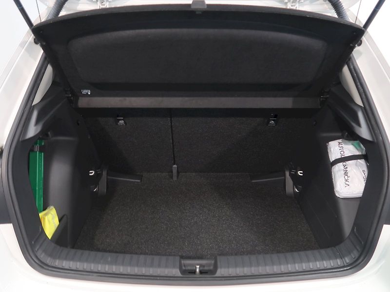 Škoda Fabia (2023) STYLE 1.0TSI 81KW DSG - fotka 34 z 35