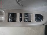 Volkswagen Golf Plus (2009) 1.4 16V, AC, park.čidla - náhled 17