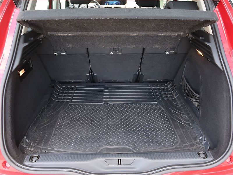 Citroën C4 Picasso (2014) Exclusive 1.6 i, Navi - fotka 14 z 17