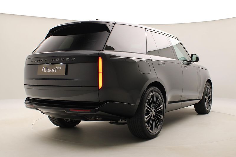 Land Rover Range Rover P530 AUTOBIOGRAPHY REZERVACE - fotka 6 z 66