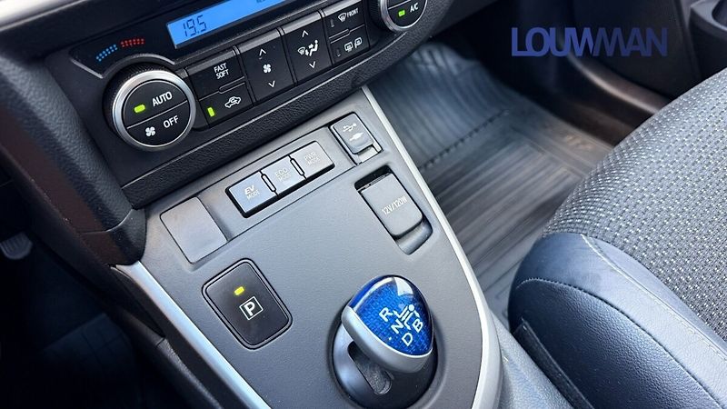 Toyota Auris AT STYLE - fotka 8 z 19